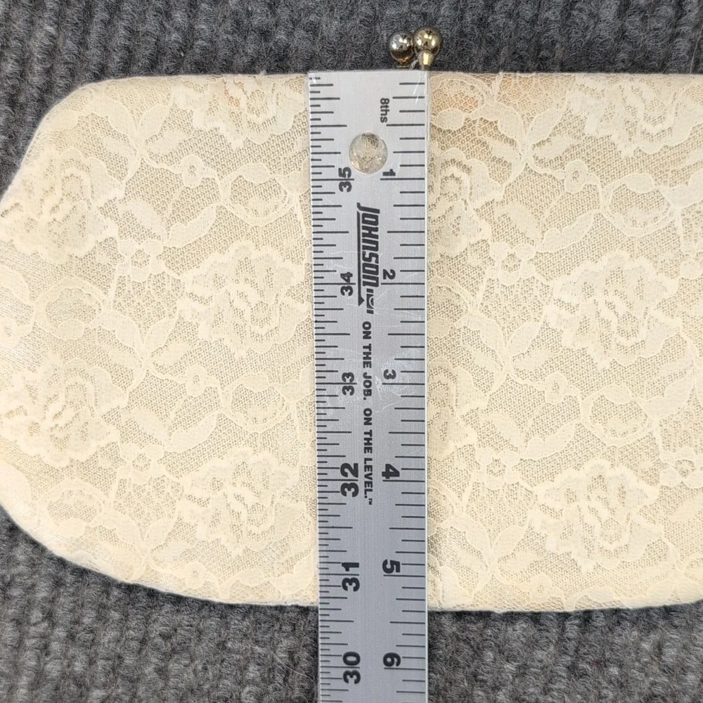 Vintage Ivory Lace Kiss lock Clutch Bag Purse, Lace Fabric Bridal Handbag